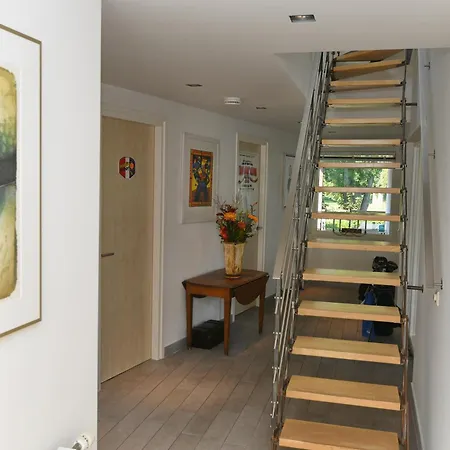 Comfortable On Island Between The Lakes Villa