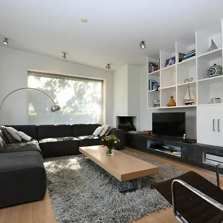 Comfortable On Island Between The Lakes 빌라 *