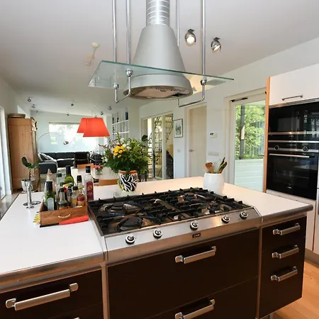 Comfortable On Island Between The Lakes Villa Kaag