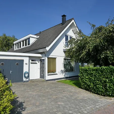 Comfortable On Island Between The Lakes Villa Kaag